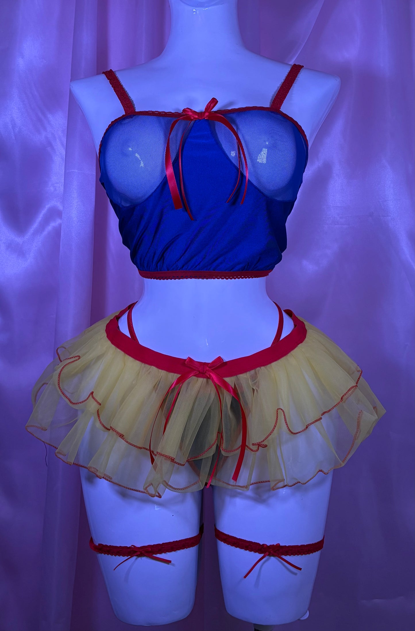 Blanca Nieves Mesh