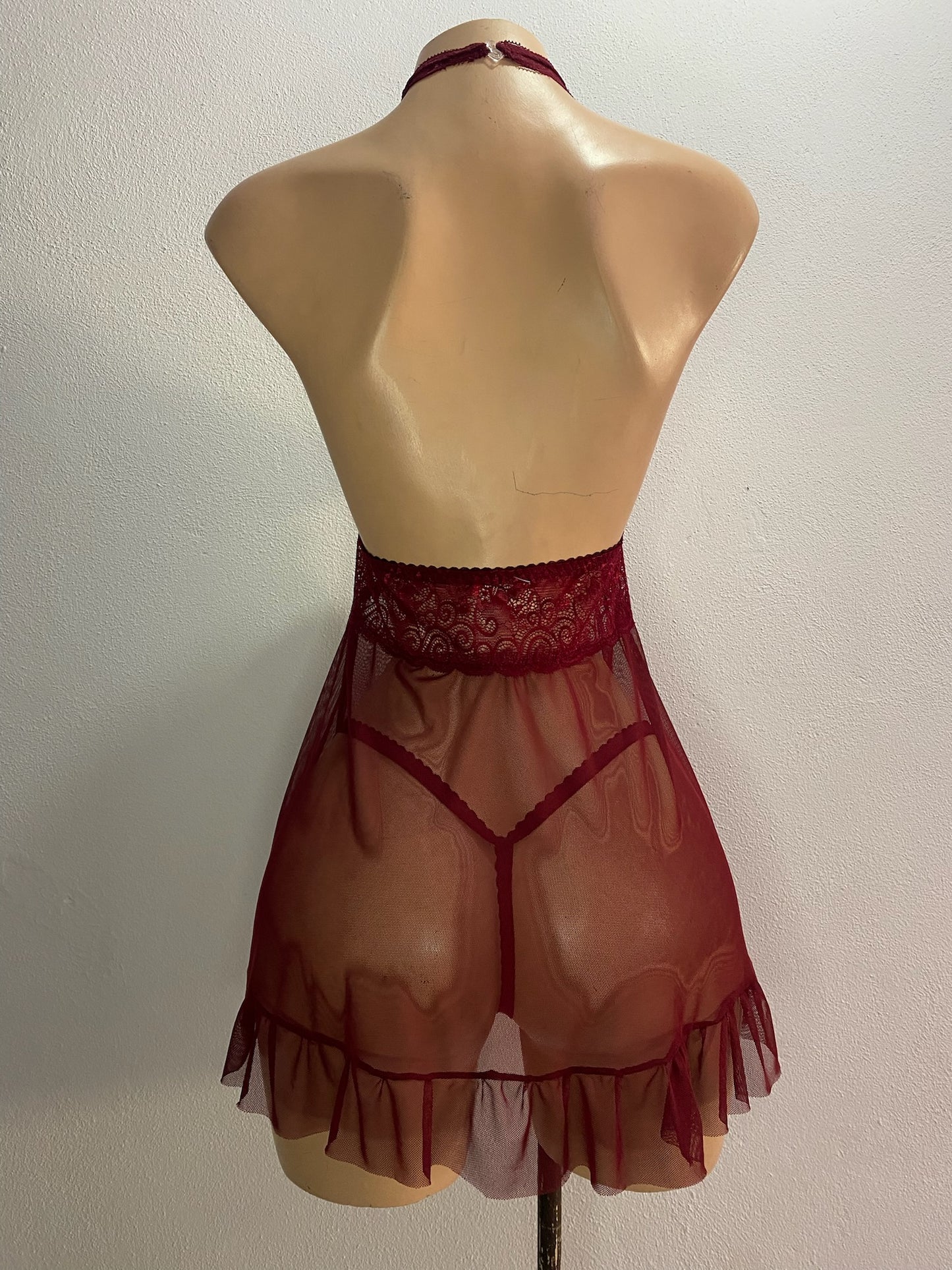 Baby Doll "Mary" – Coquetería en Encaje y Olanes