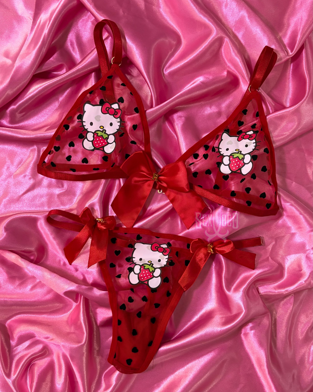 🎀 Hello Kitty Lingerie Set: Dulzura y Deseo ✨🍓