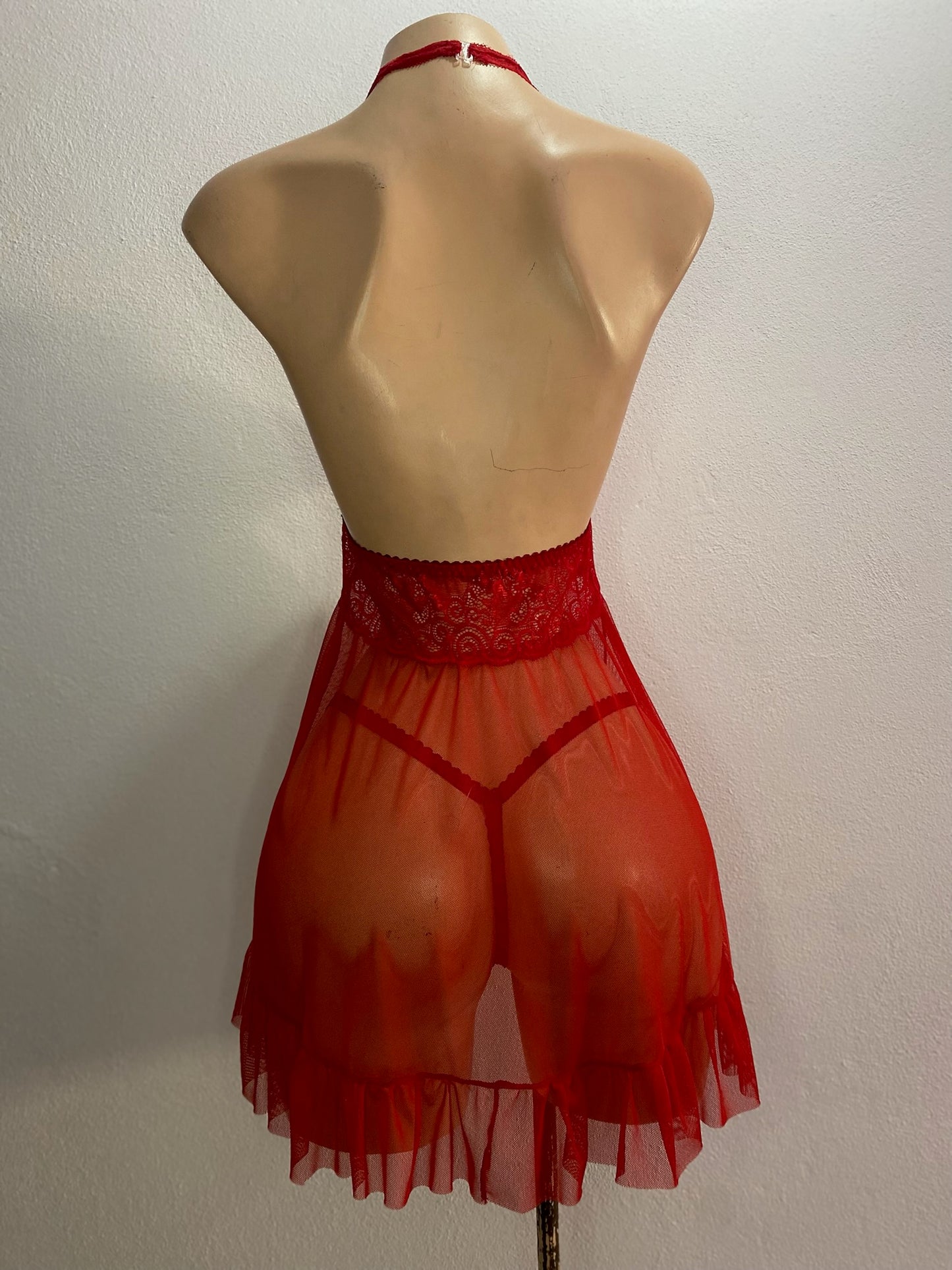 Baby Doll "Mary" – Coquetería en Encaje y Olanes