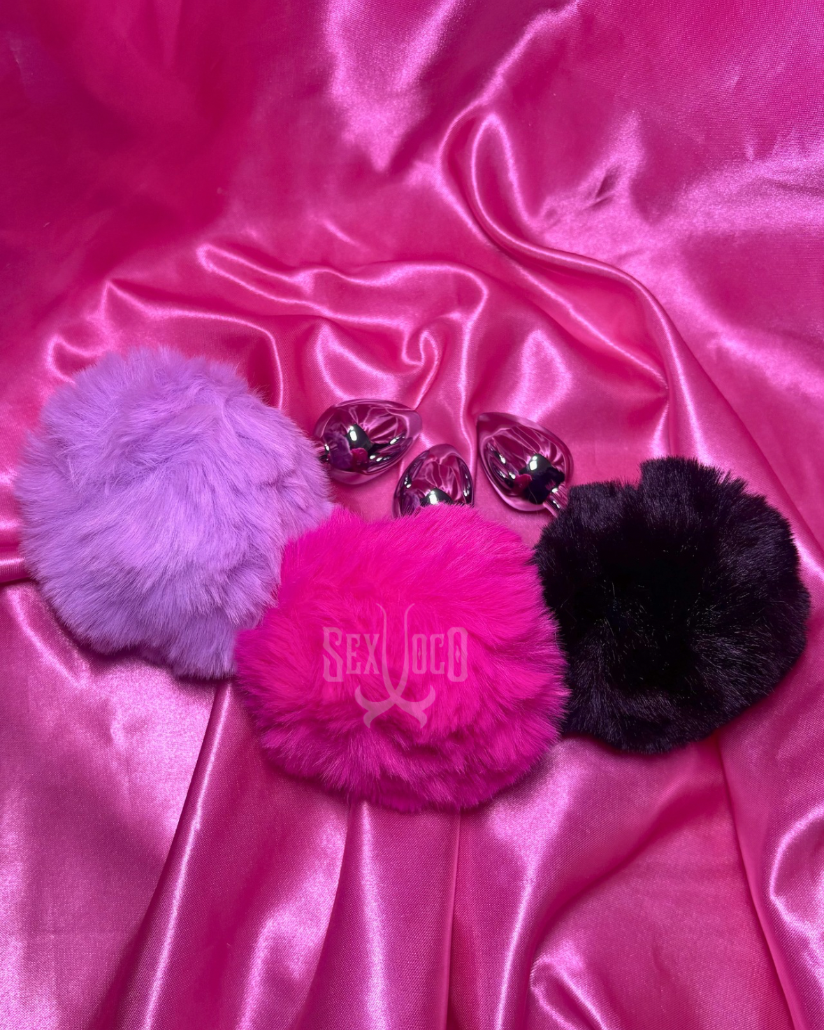 🐇 Butt Plug Metálico con Cola de Conejo – Mega Pompón XL ✨🔮